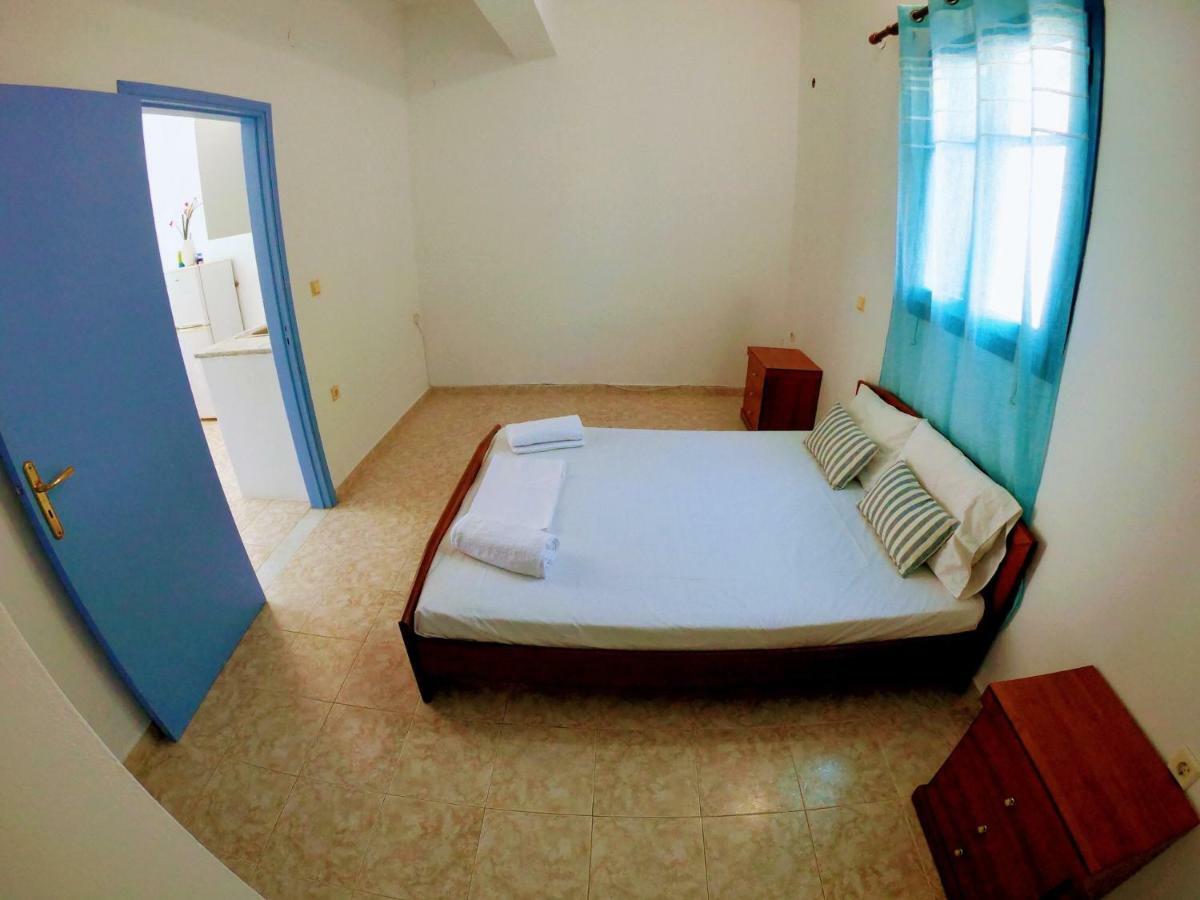Irene Double Apartment Katoi Đảo Sými Ngoại thất bức ảnh